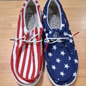 Hey DuDe Mens Size 11